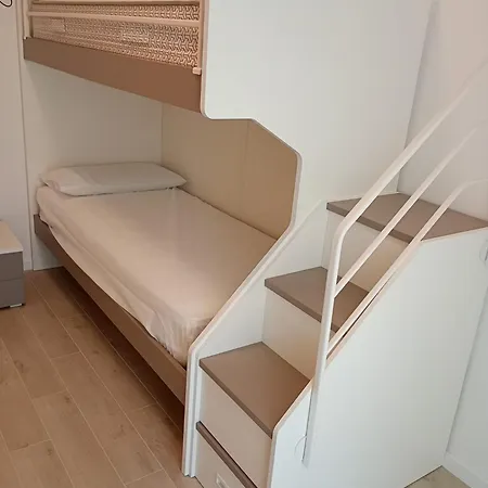 Apartman Florinas Con Piscina - Family *